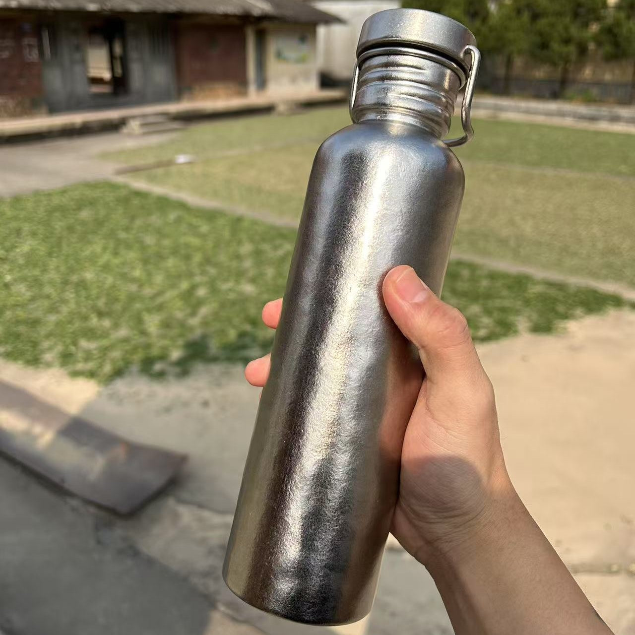 UTitanium Titanium Water Bottle (750Ml / 25.36Oz)